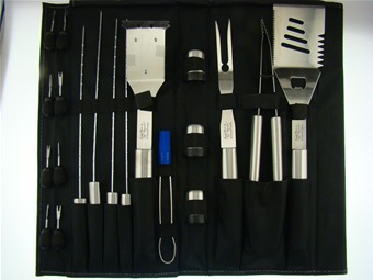 CCN-28904 H&R BBQ SET (1PC) [Hen & Rooster]