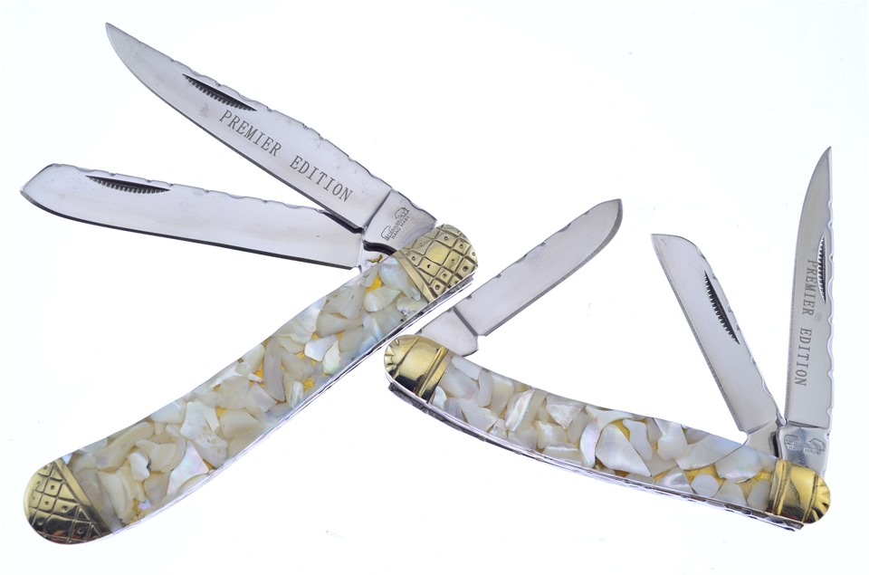 Cutlery Corner Bear & Bull Floating Pearl (by Bear N Bull)