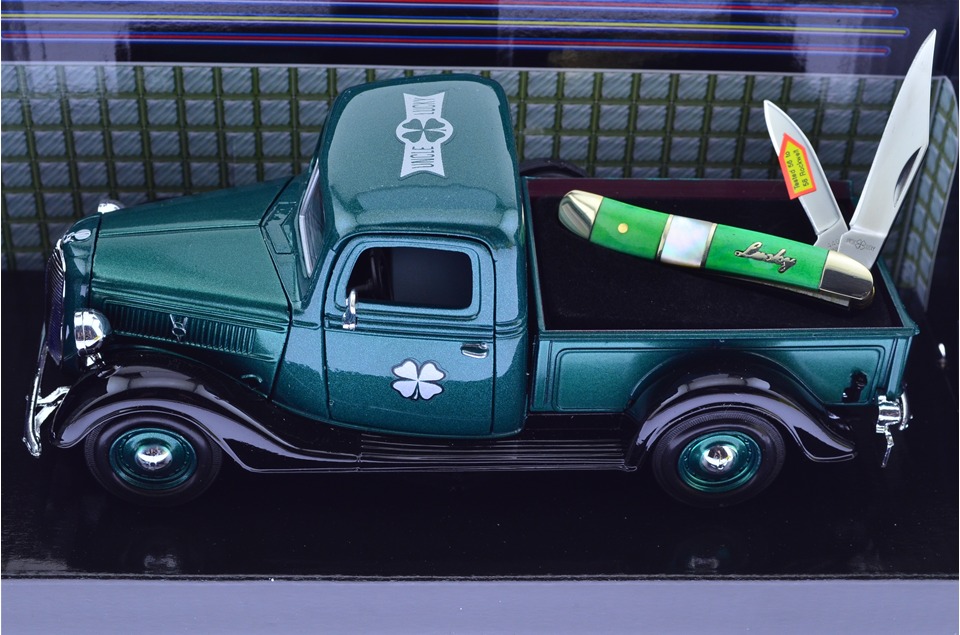 Cutlery Corner Lucky Truck (by Uncle Lucky)