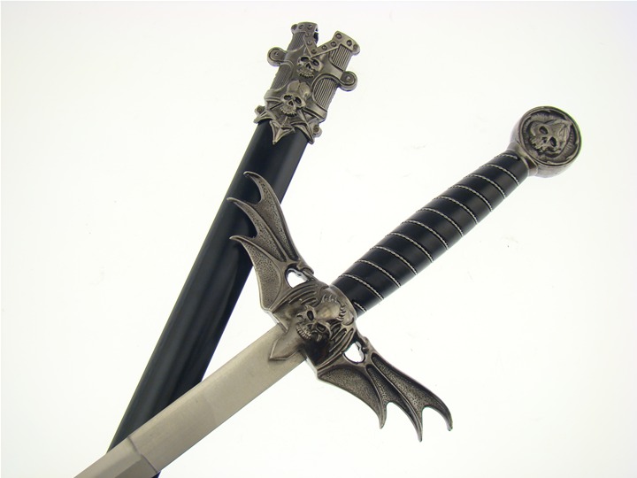 Cutlery Corner Fantasy Skull Sword