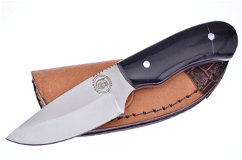 6.5" Buffalo Horn Skinner w/Sheath