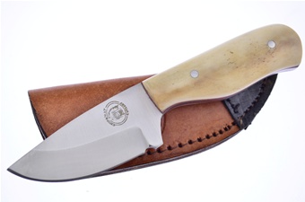 6.5" White Smoothbone Skinner w/Sheath