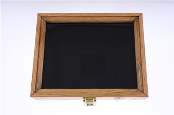 71/2 X 91/2 Oak Display Black (1pc