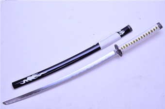 Black/White Kata. Carbon Steel/Silkbag