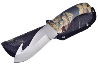 8.75" Camo Guthook Skinner w/Sheath
